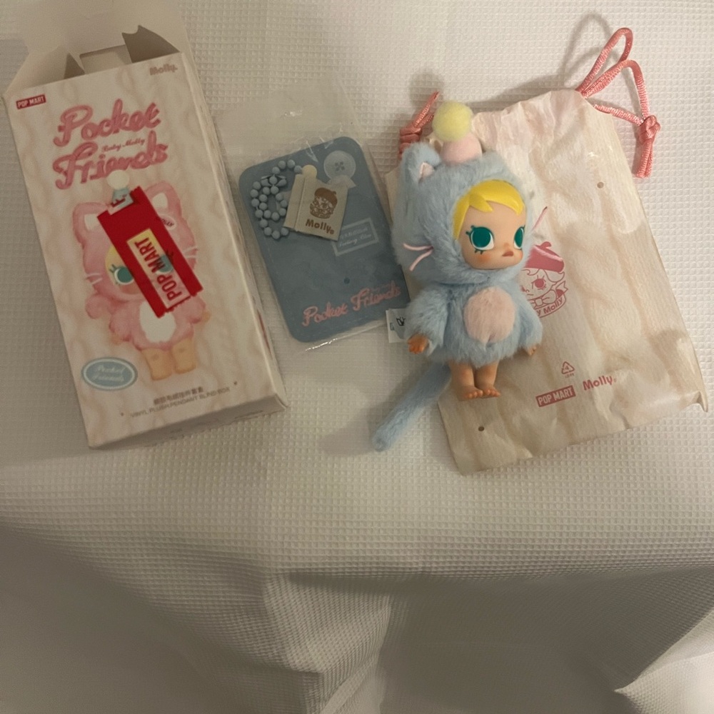 NWT Baby Molly Pocket friends. Pop Mart